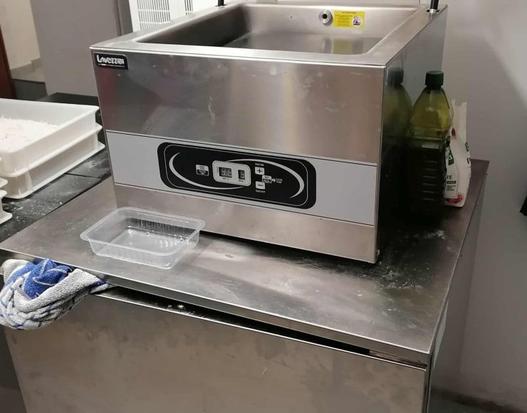 MACHINE SOUS VIDE ET SURGELATEUR