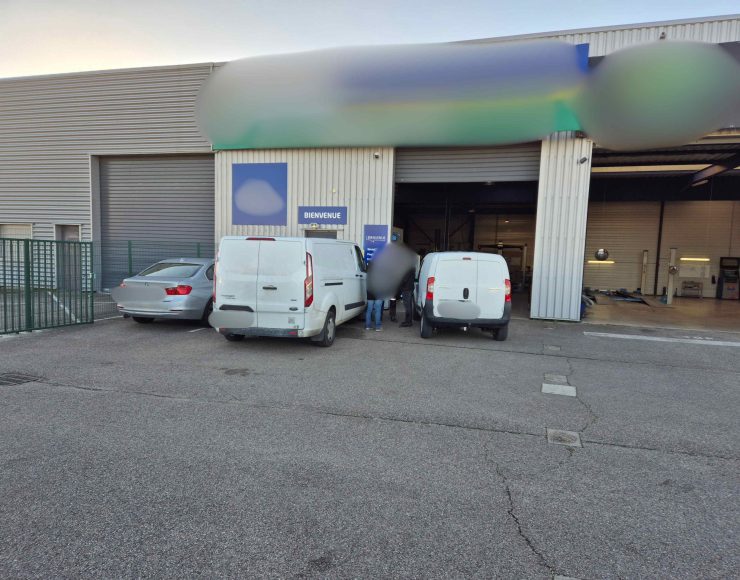 cfd7cf85-6a67-4c30-8379-5c98d2c8b9ee FLOU